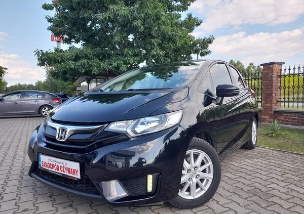 Honda Jazz cena 53400 przebieg: 101500, rok produkcji 2016 z Pińczów małe 172